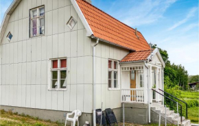 Cozy Home In Edsbruk With Kitchen Edsbruk